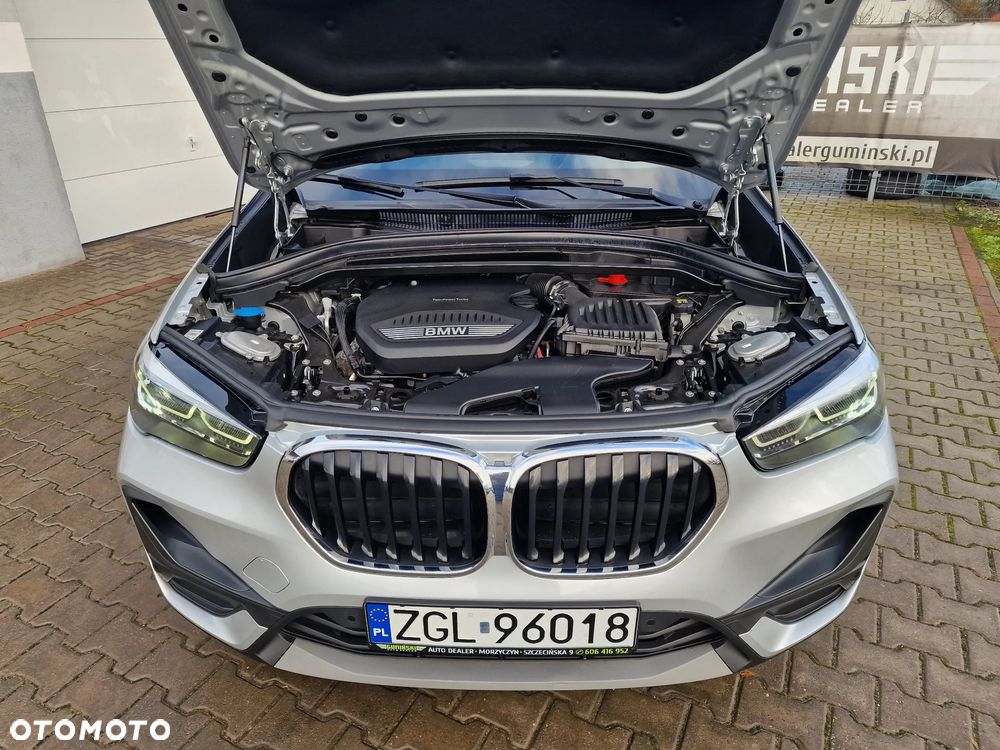 BMW X1 sDrive18d Sport Line sport - 17