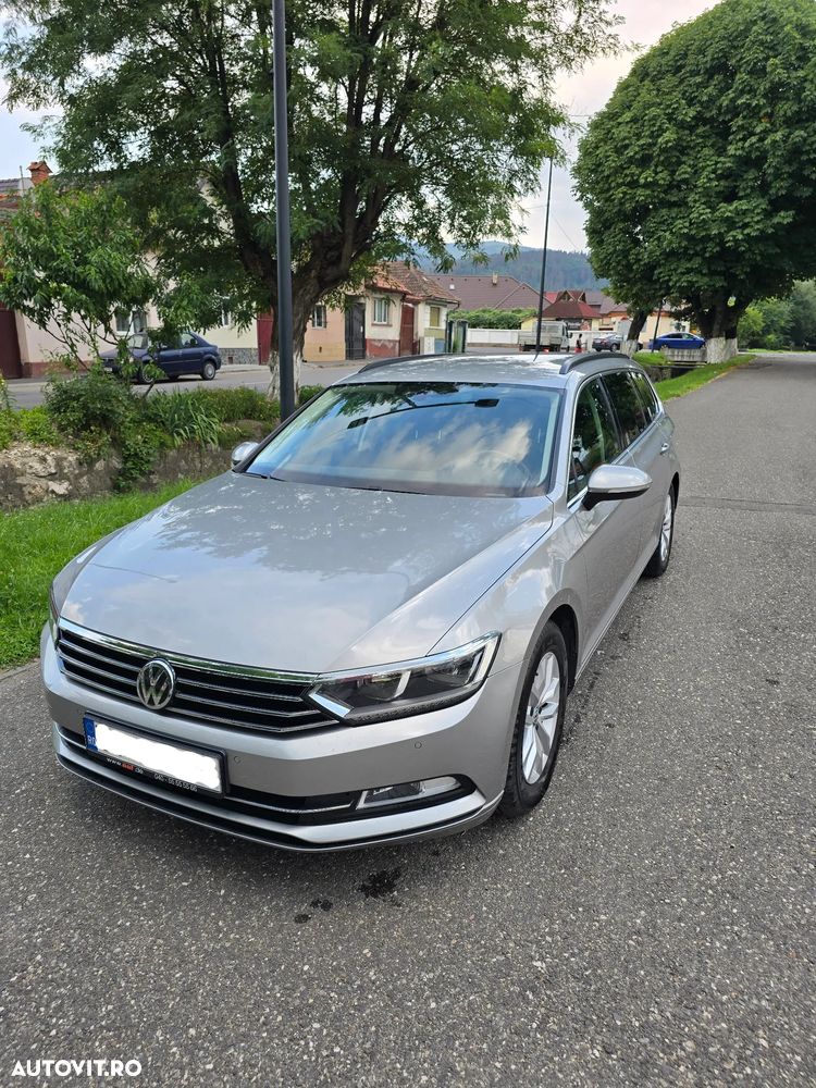 Volkswagen Passat 2.0 TDI DSG Comfortline - 1