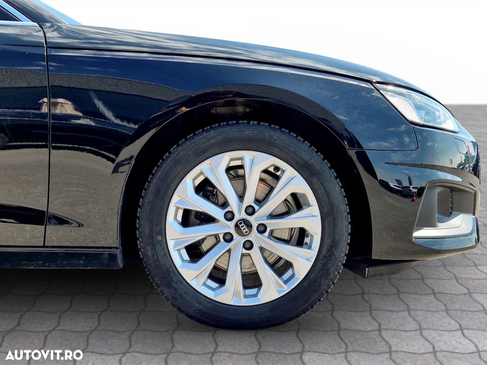 Audi A4 35 TFSI S tronic - 12
