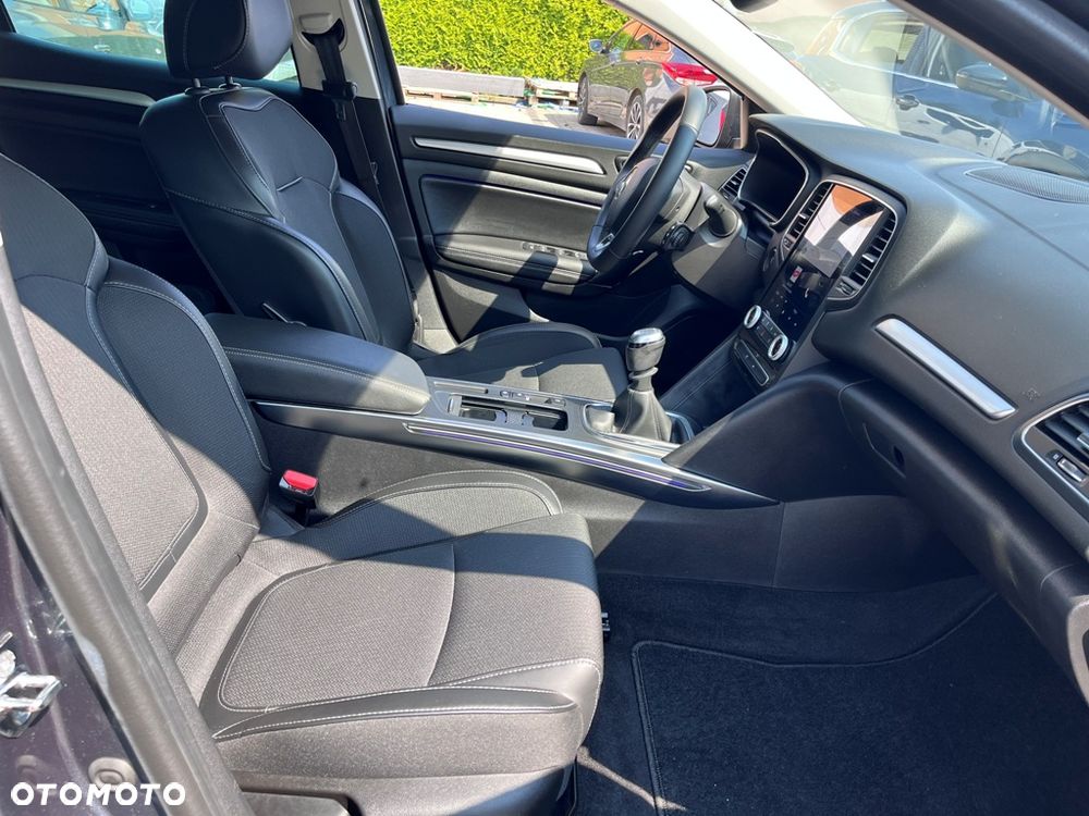 Renault Megane TCe 140 GPF INTENS - 6