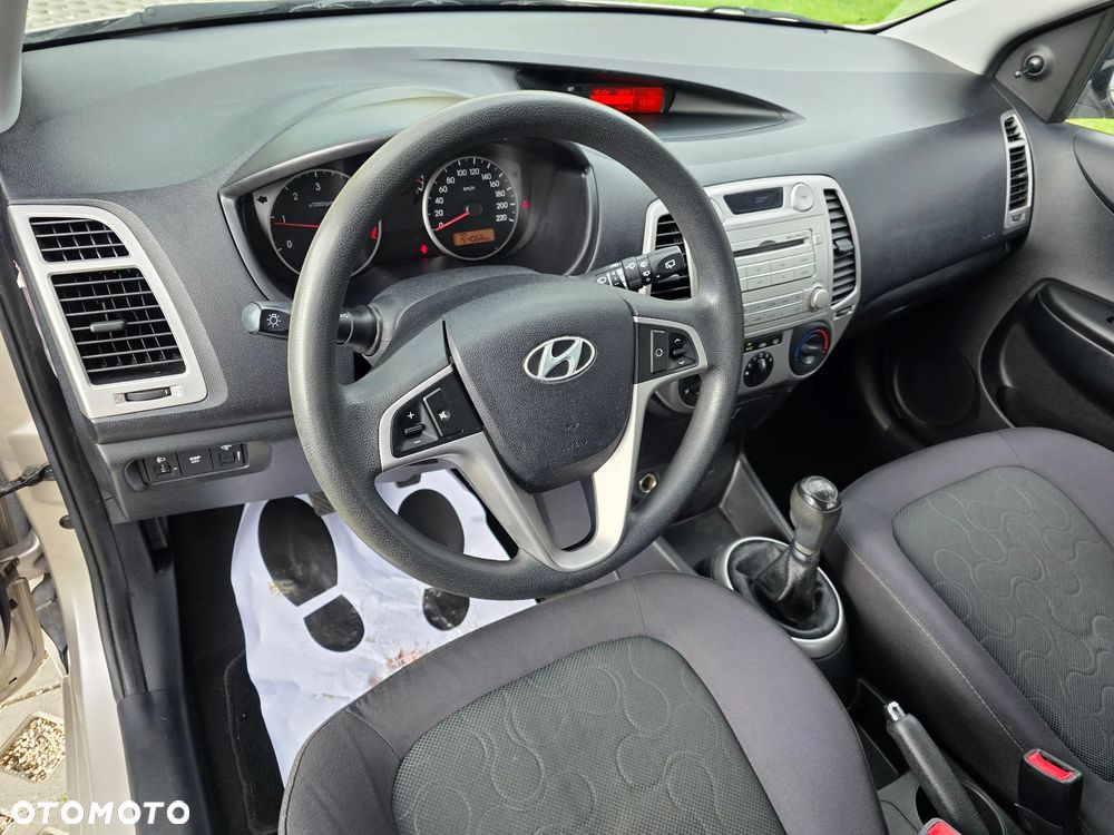 Hyundai i20 1.4 CRDi Style - 8