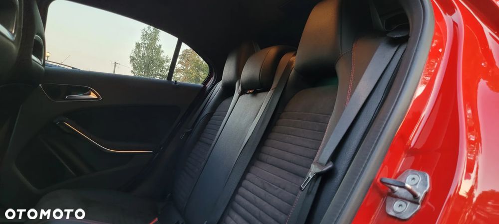 Mercedes-Benz Klasa A 220 4Matic 7G-DCT Motorsport Edition - 24