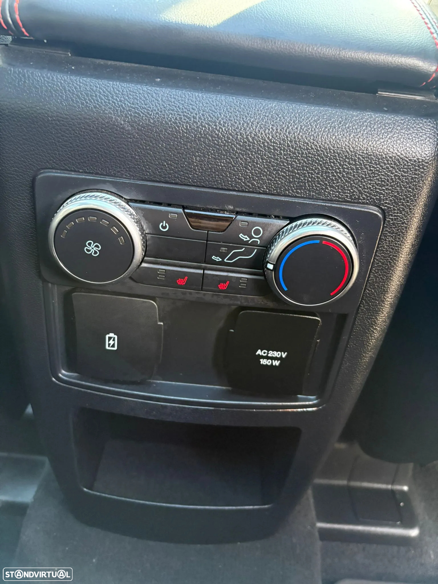 Ford Explorer 3.0 EcoBoost PHEV ST-Line - 25