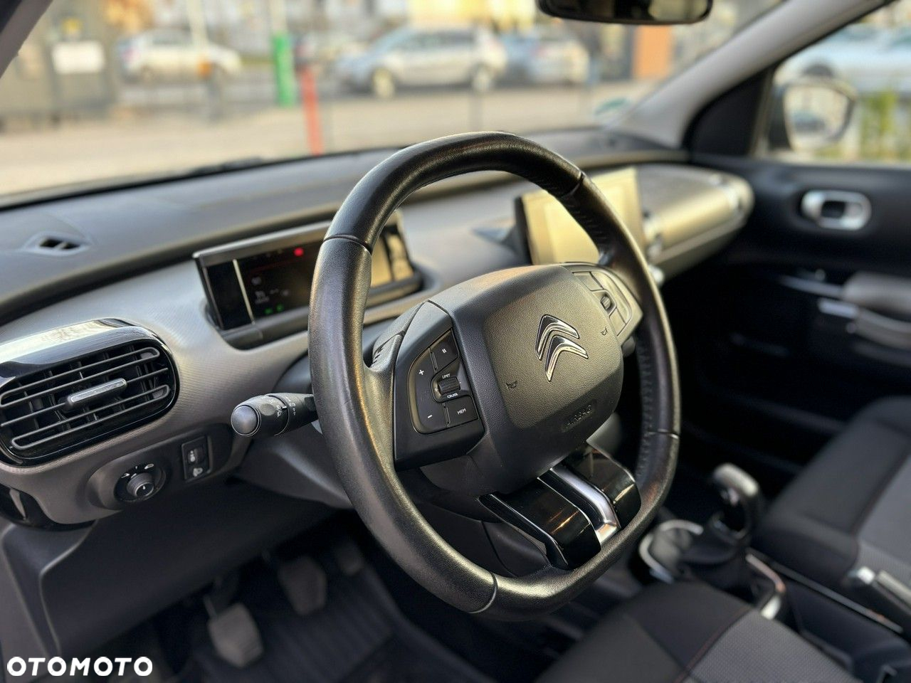 Citroën C4 Cactus - 13