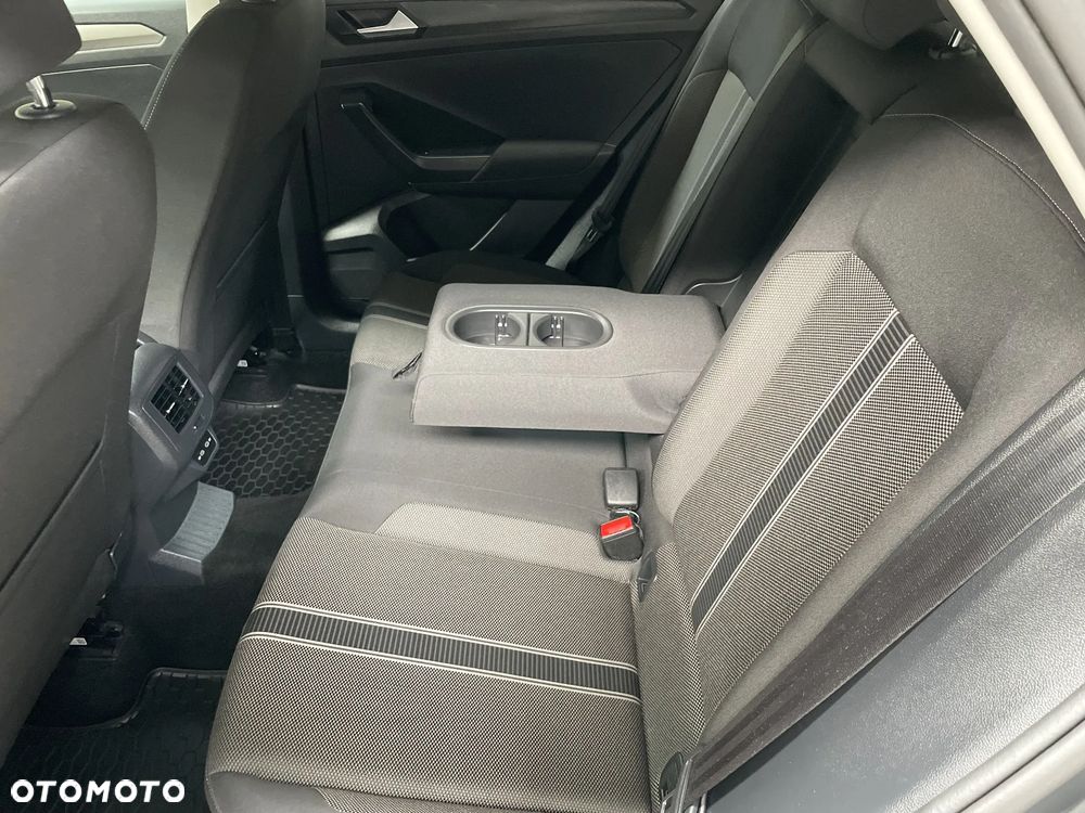 Volkswagen T-Roc 1.0 TSI Advance - 17