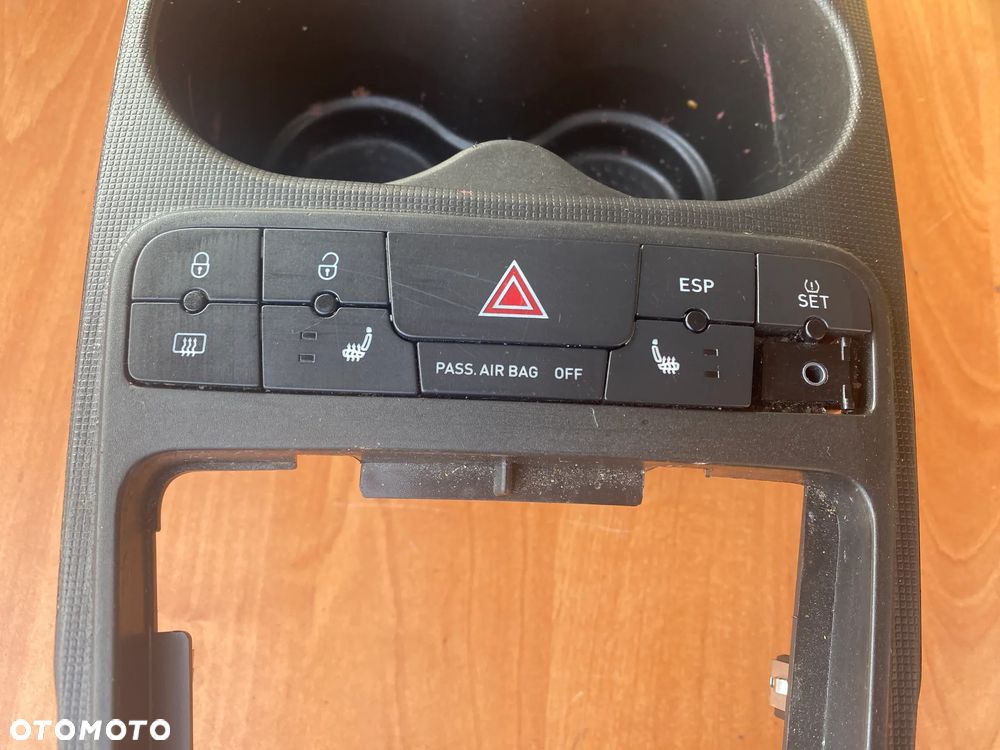 TUNEL ŚRODKOWY RAMKA SEAT IBIZA IV 6J0858331 - 3