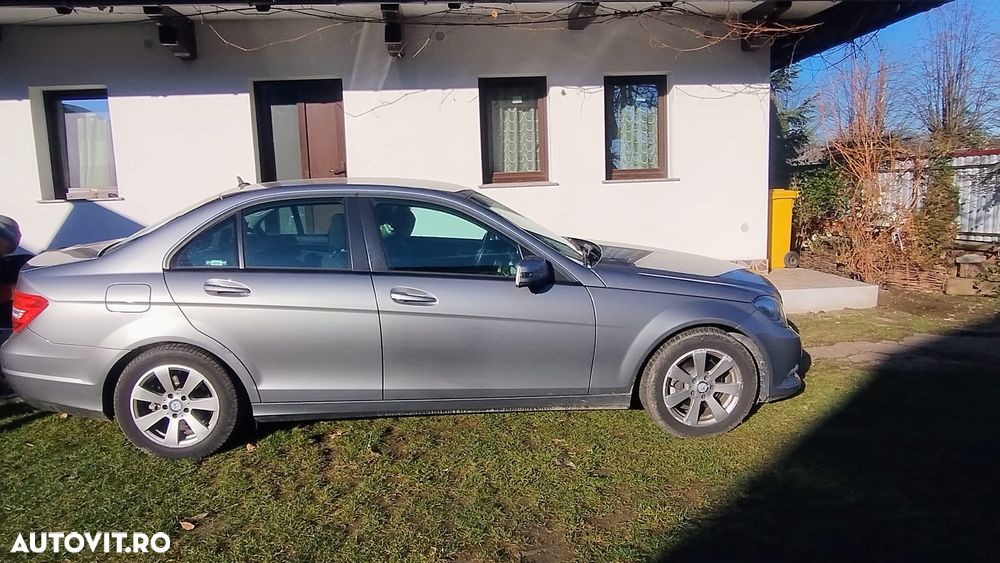 Mercedes-Benz C 200 CDI DPF (BlueEFFICIENCY) 7G-TRONIC - 6