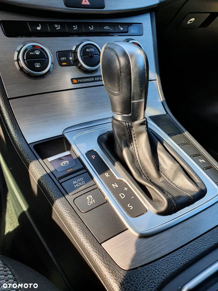 Volkswagen Passat 1.8 TSI DSG Comfortline - 17