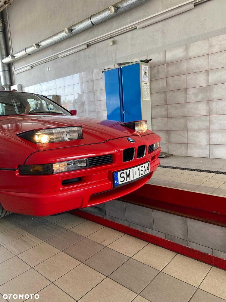 BMW Seria 8 - 14