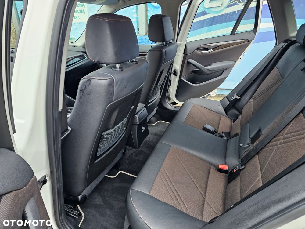 BMW X1 sDrive18d xLine - 7