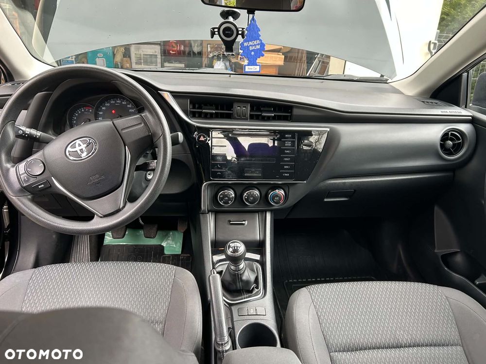 Toyota Corolla 1.6 Active - 5