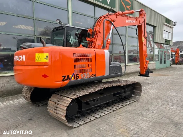 Hitachi ZX130-3 - 7