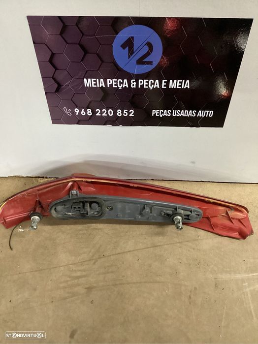 Farolim traseiro direito Fiat Punto ano 2000 - 2