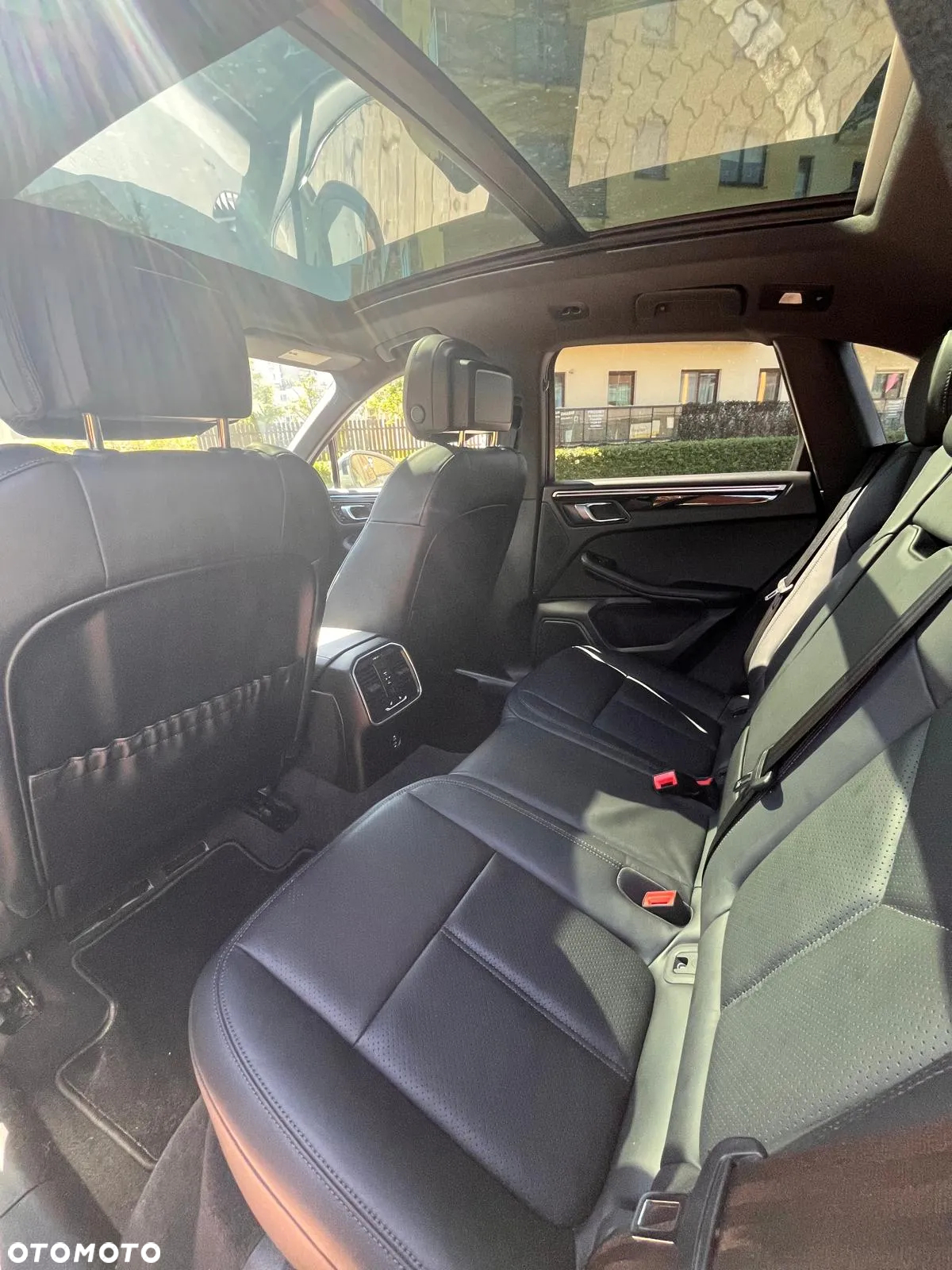 Porsche Macan T - 8
