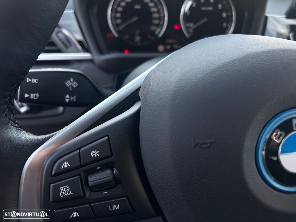 BMW X2 25 e xDrive - 11