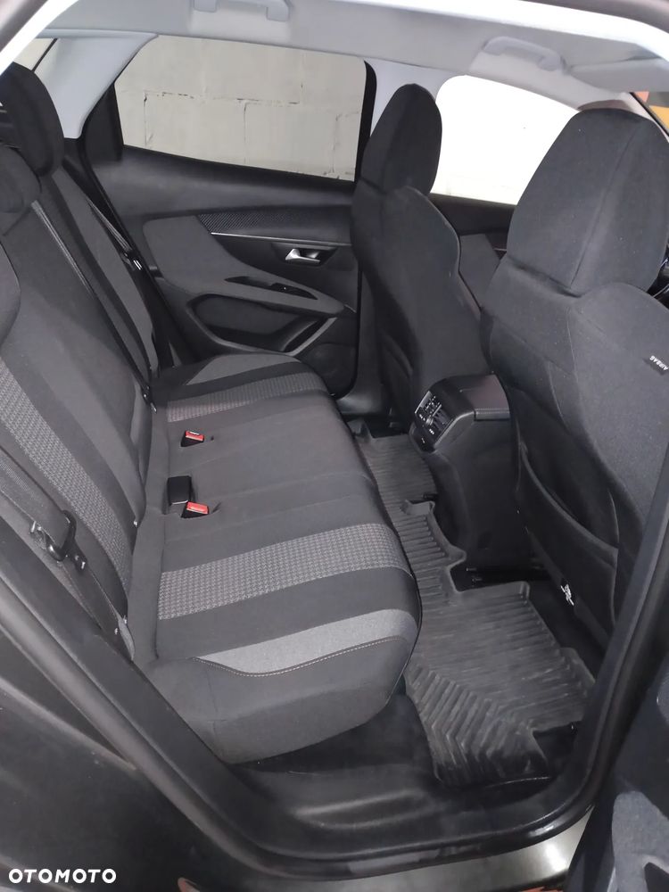 Peugeot 3008 1.6 BlueHDi Allure S&S - 10