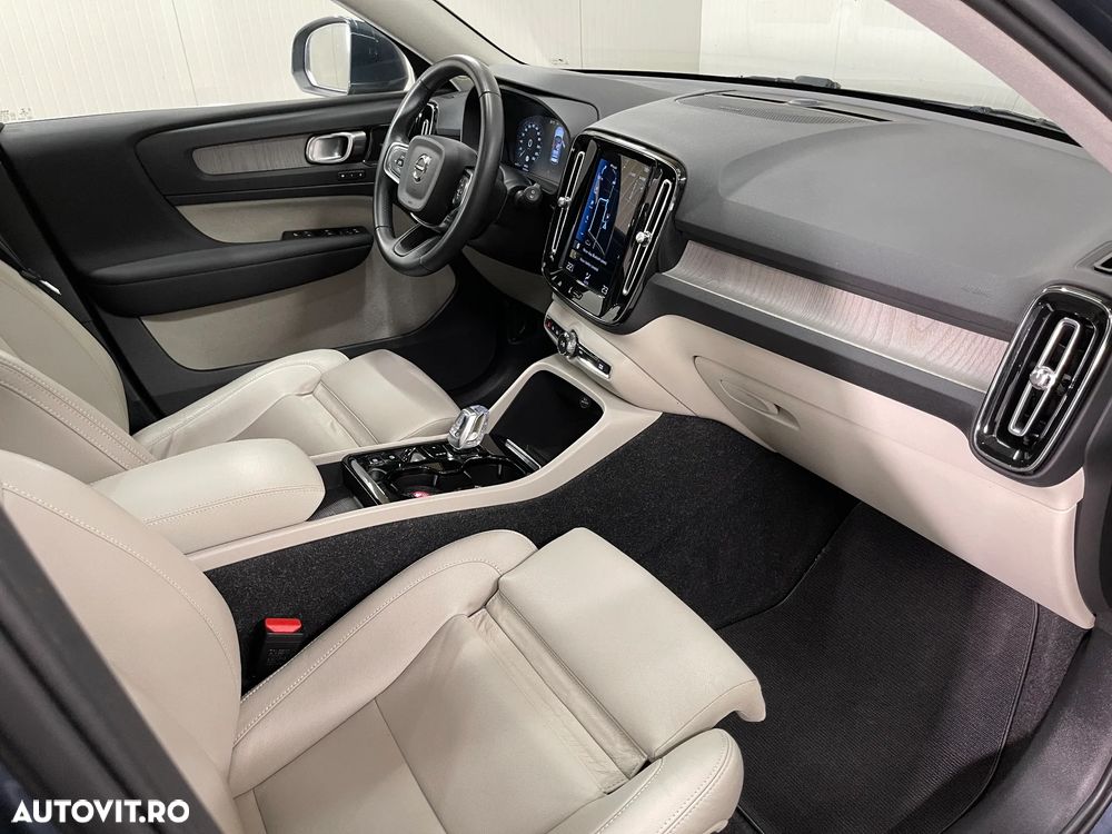 Volvo XC 40 Recharge T5 Twin Engine AT7 Inscription - 12