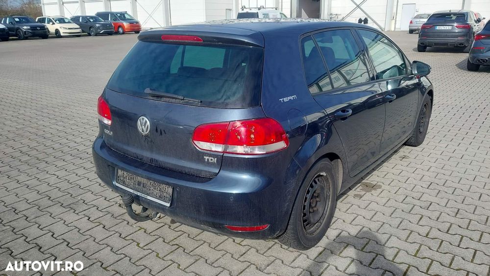 Volkswagen Golf 1.6 TDI DPF Team - 6