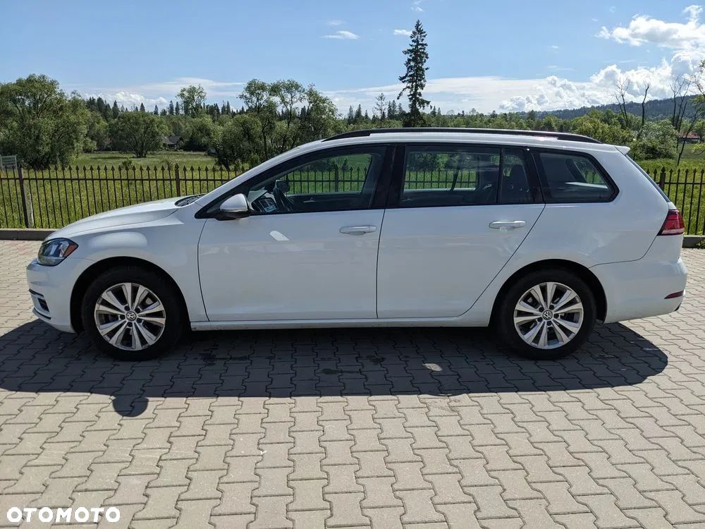 Volkswagen Golf - 8