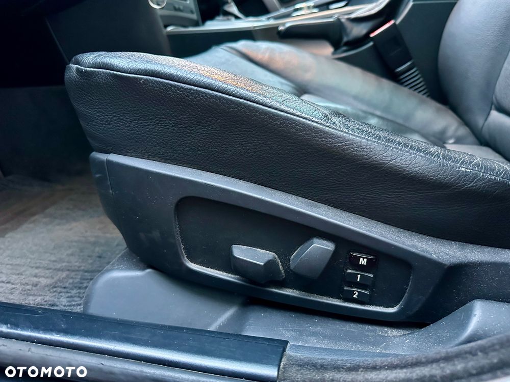 BMW Seria 5 - 35