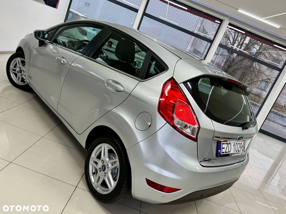 Ford Fiesta - 36