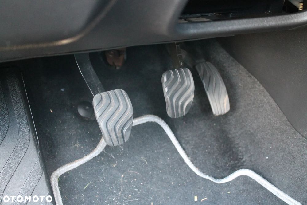 Renault Megane ENERGY TCe 130 LIMITED - 26