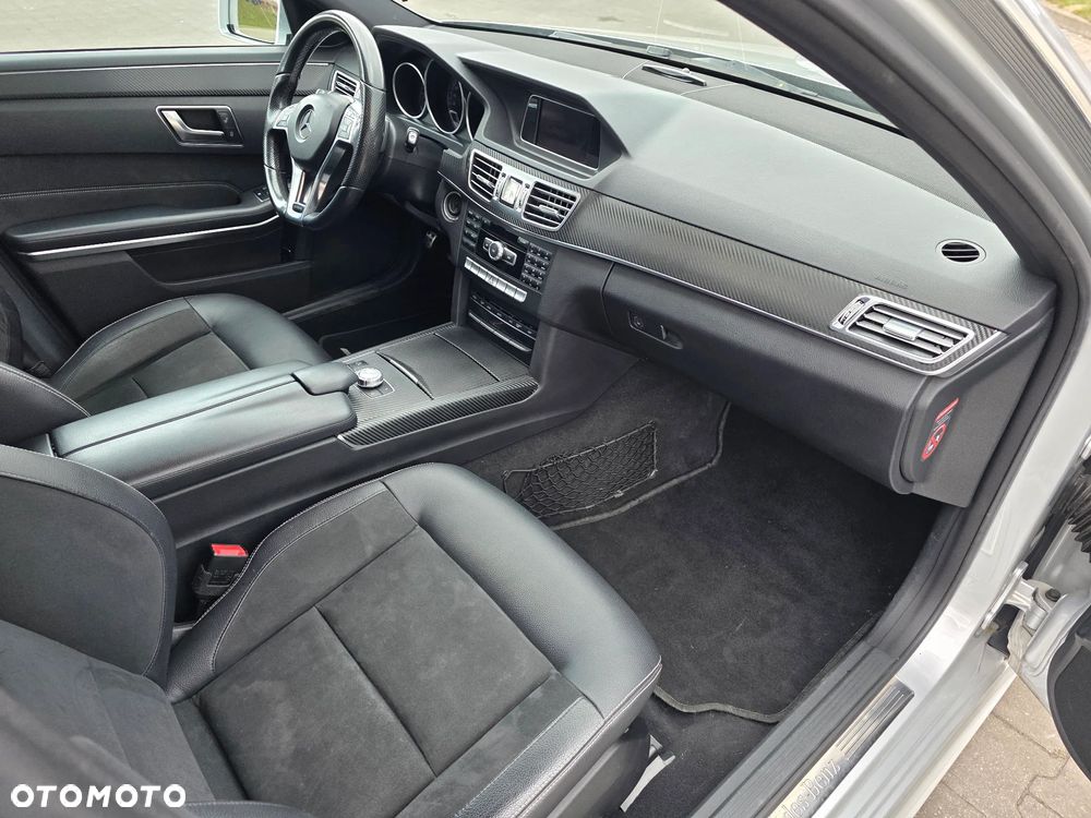 Mercedes-Benz Klasa E 300 BlueTec Hybrid - 16