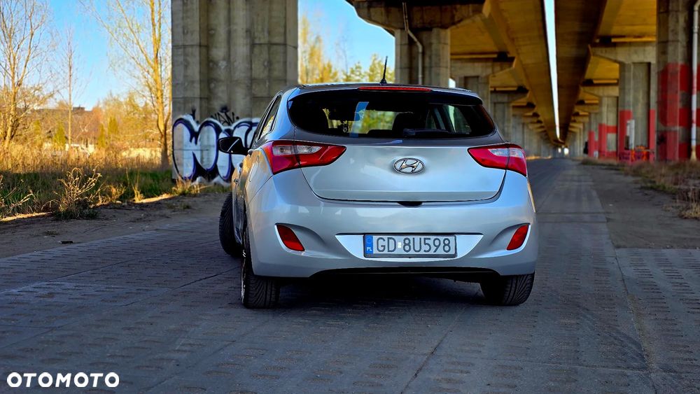 Hyundai i30 1.4 Classic - 8