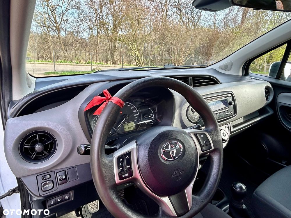 Toyota Yaris 1.0 Active - 10