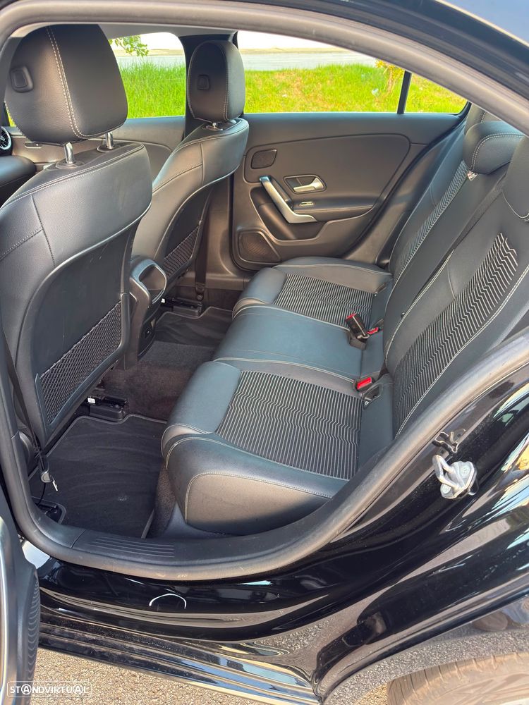 Mercedes-Benz A 250 Limousine e 8G-DCT Progressive - 4