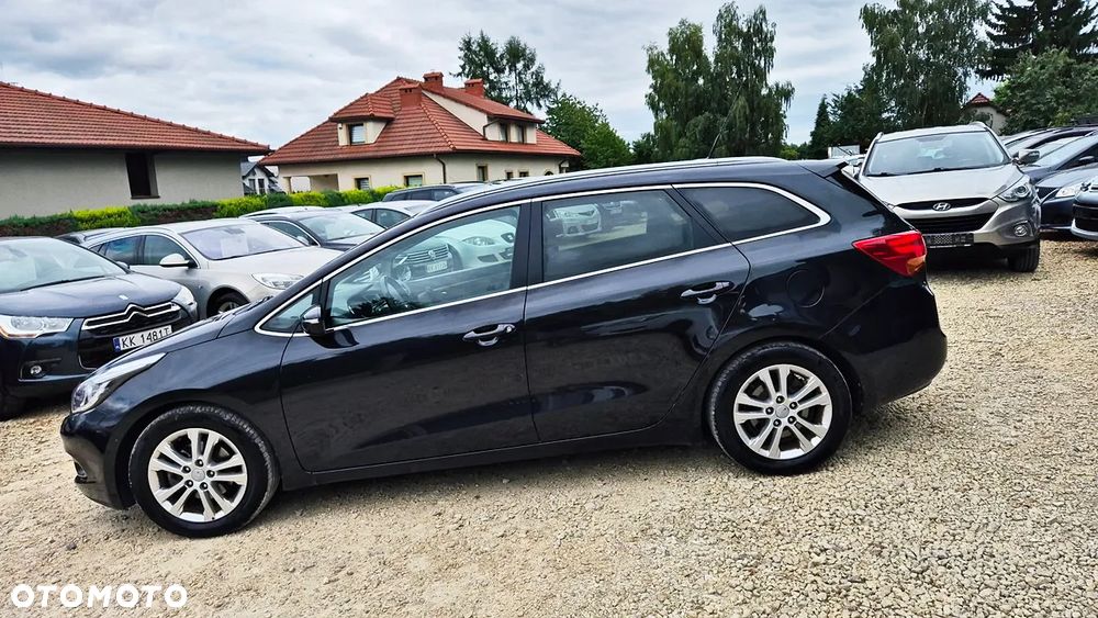 Kia Ceed 1.6 GDI Platinum Edition - 23