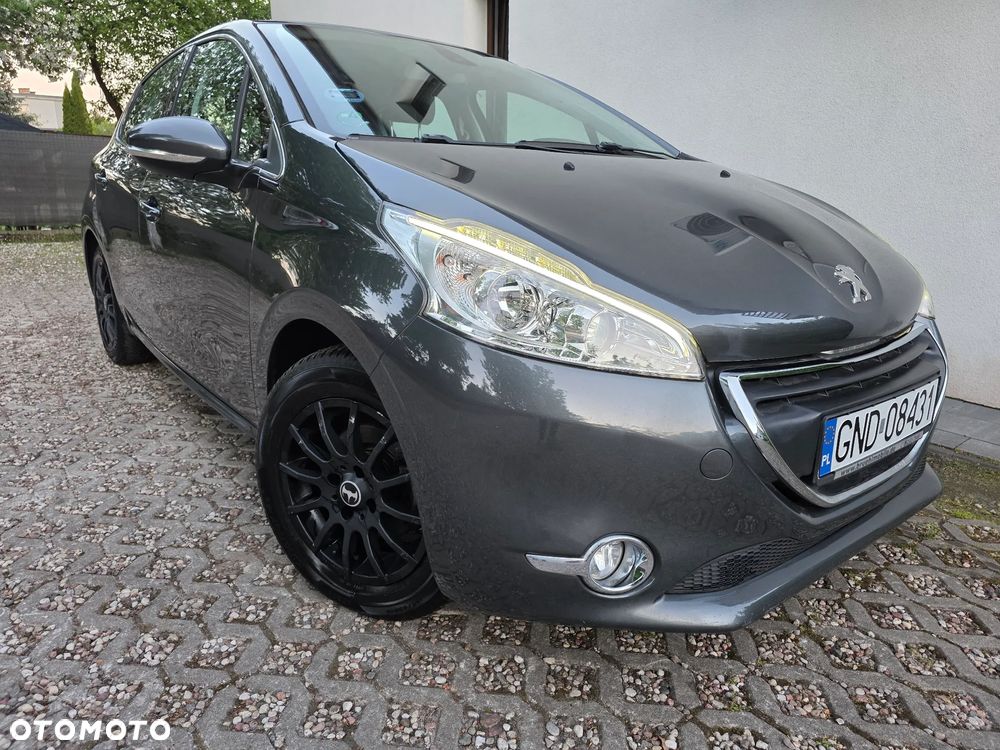 Peugeot 208 1.2 VTi Allure - 3