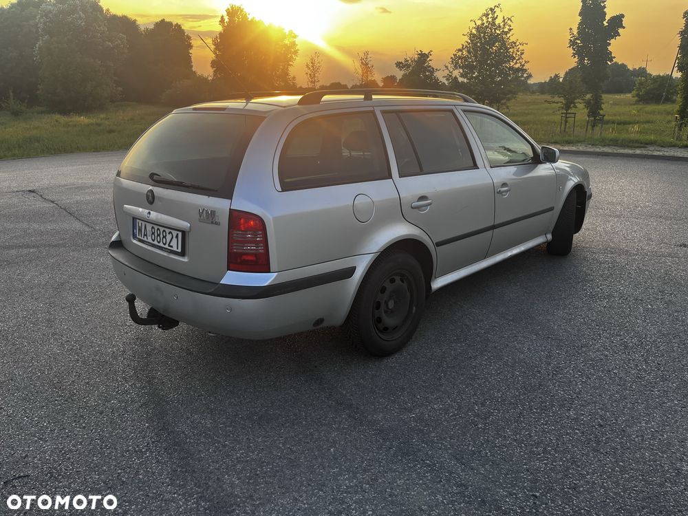 Skoda Octavia - 2