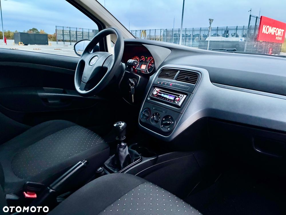 Fiat Punto 1.2 8V - 16