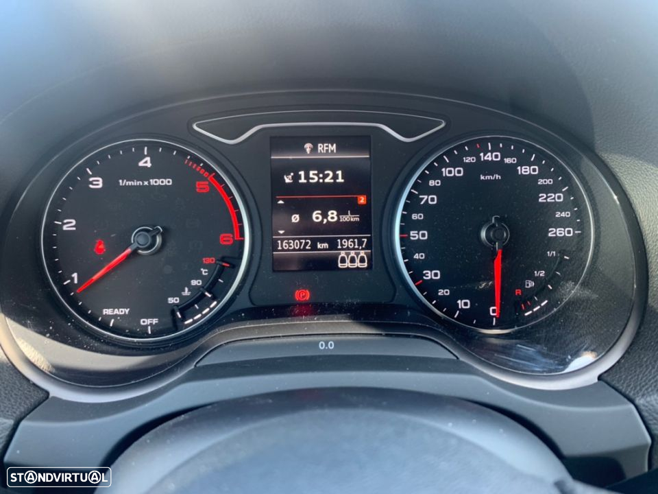 Audi A3 1.6 TDI S-line - 8