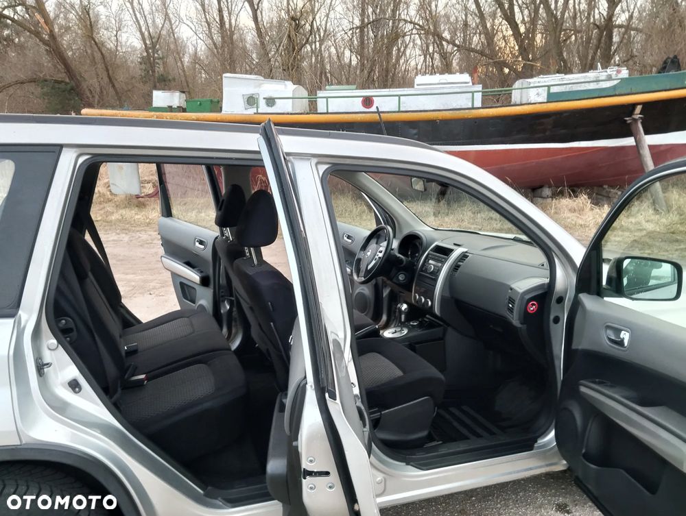 Nissan X-Trail 2.0 dCi 4x4 DPF Automatik SE - 27