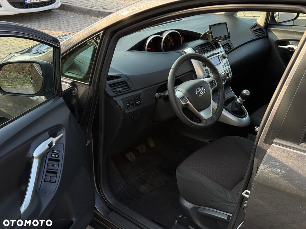 Toyota Verso 1.8 5-Sitzer Skyview Edition - 8