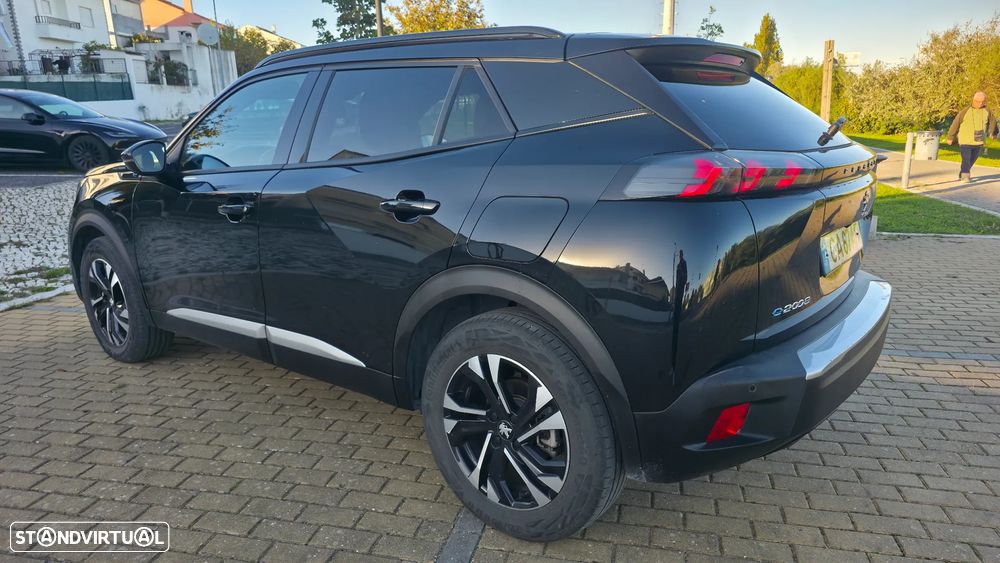 Peugeot e-2008 Allure Pack - 4