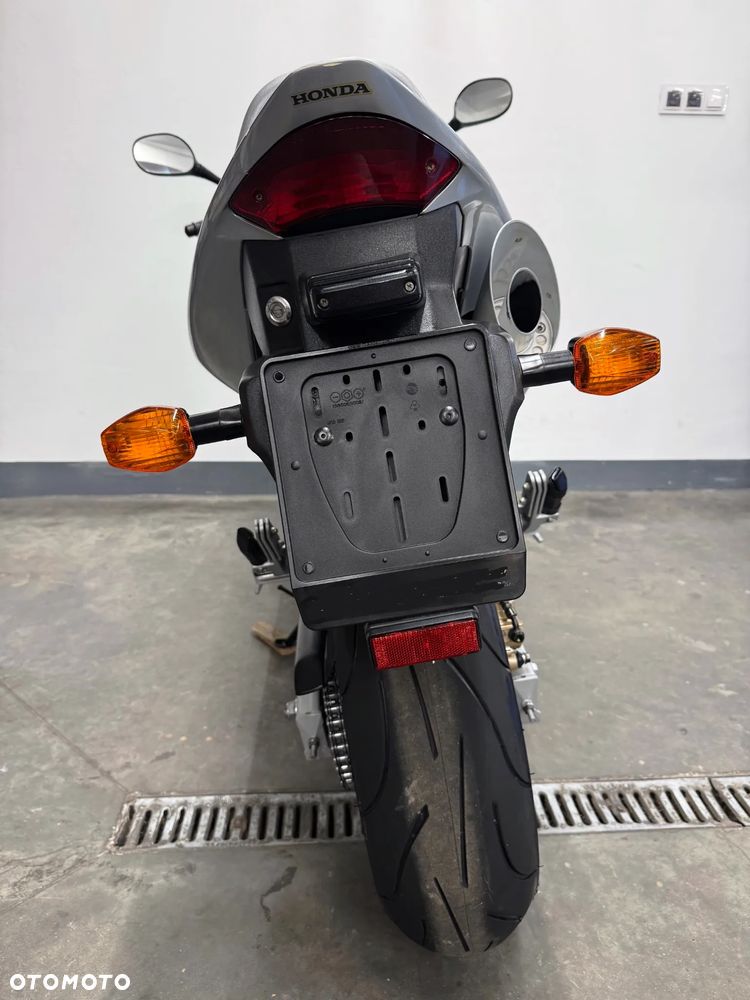Honda Hornet - 39