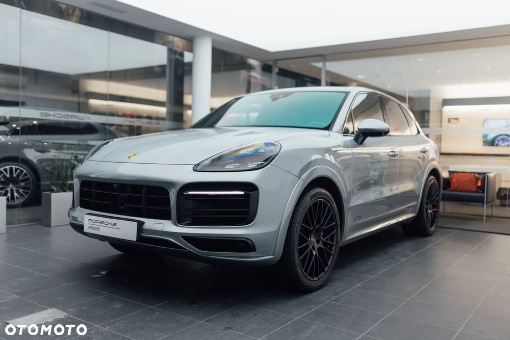 Porsche Cayenne - 7