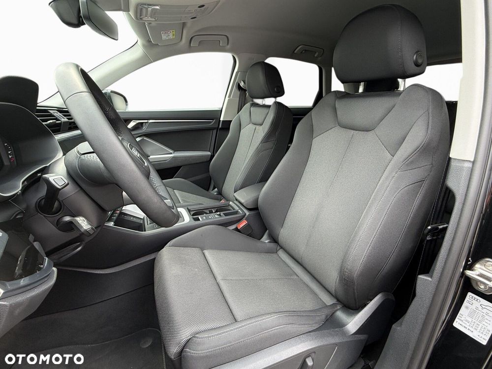Audi Q3 - 17