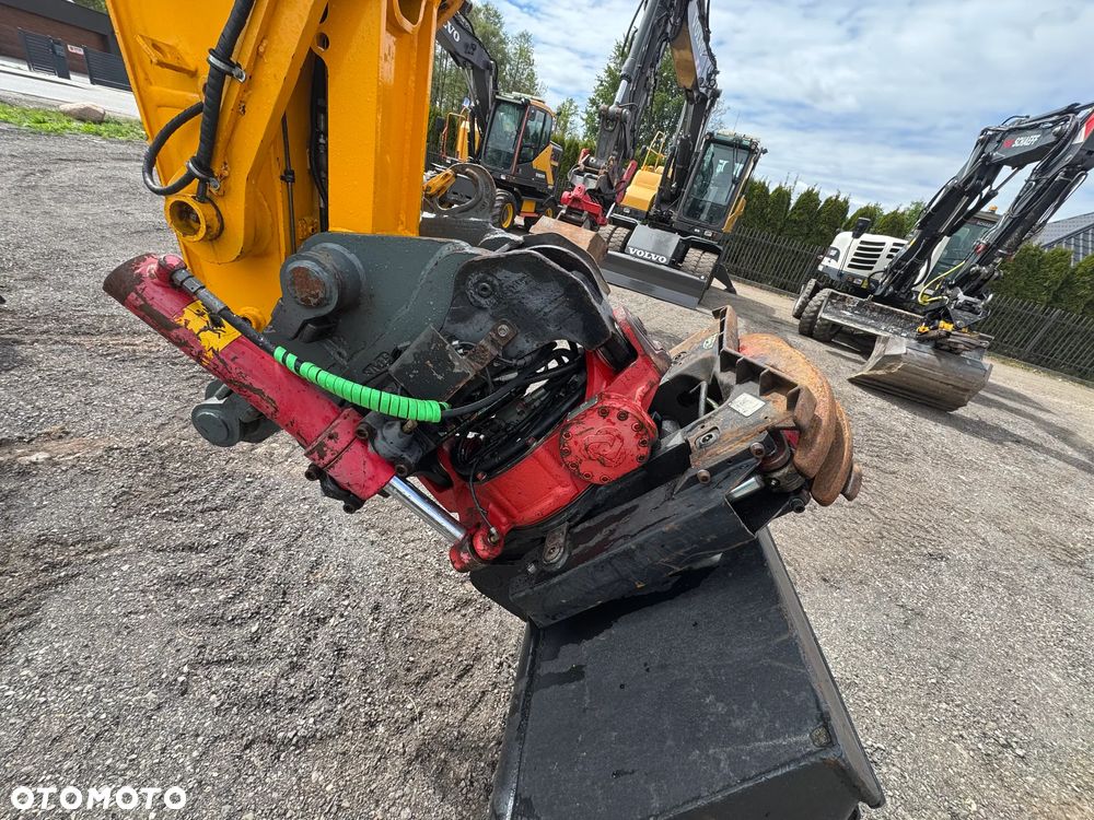 JCB js145 - 8