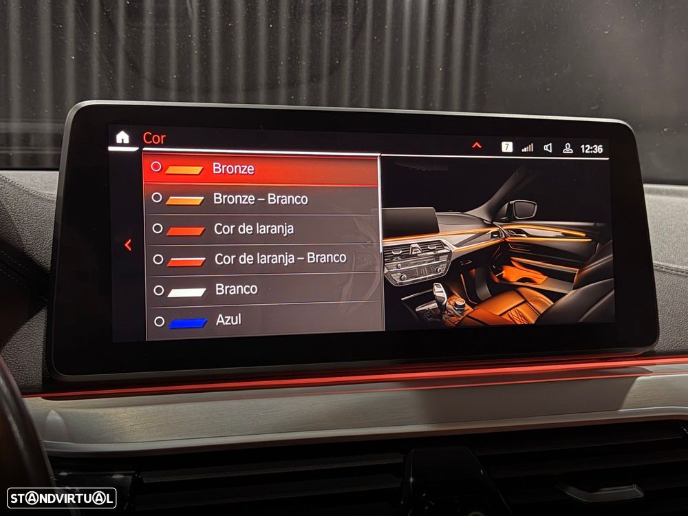 BMW 520 e Line Luxury - 25