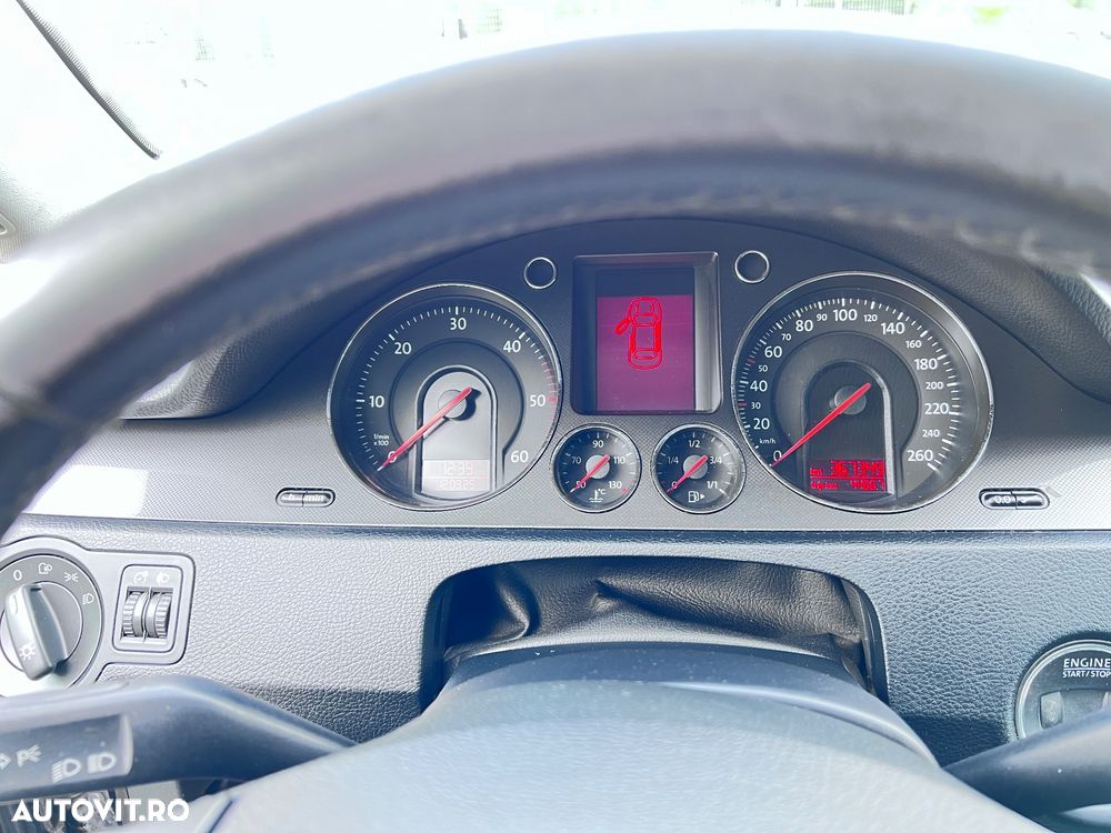 Volkswagen Passat Variant 2.0 TDI Comfortline DPF - 14