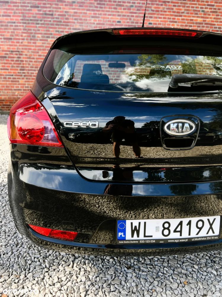 Kia Ceed - 28