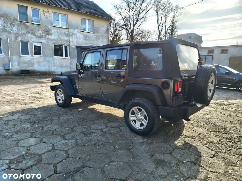 Jeep Wrangler Unlimited 3.6 Automatik X - 33