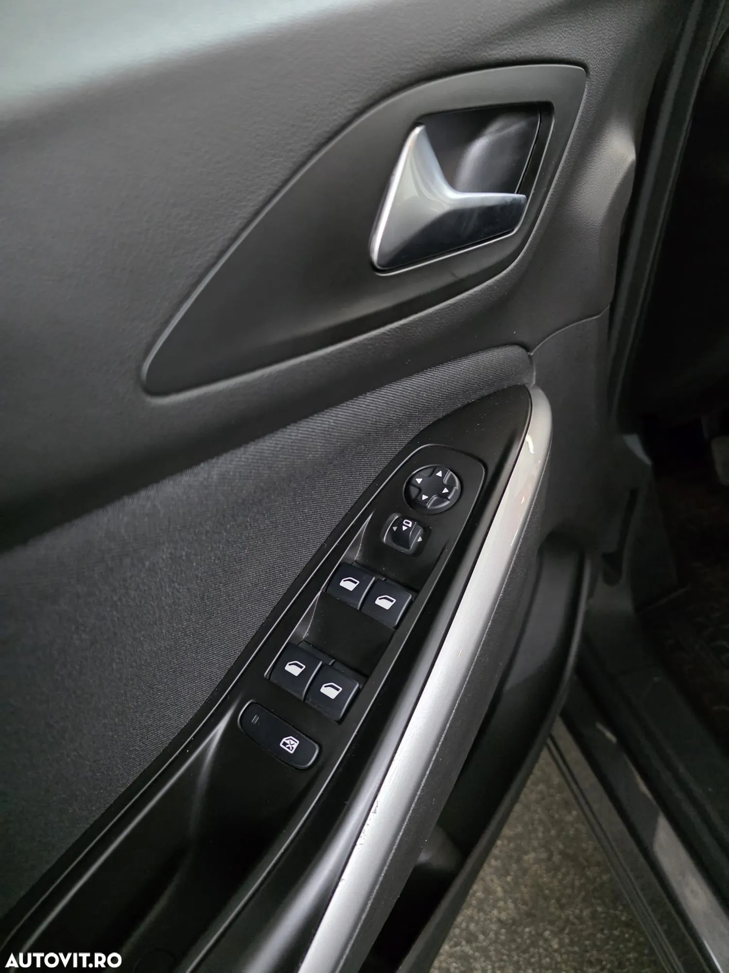 Opel Grandland X - 16