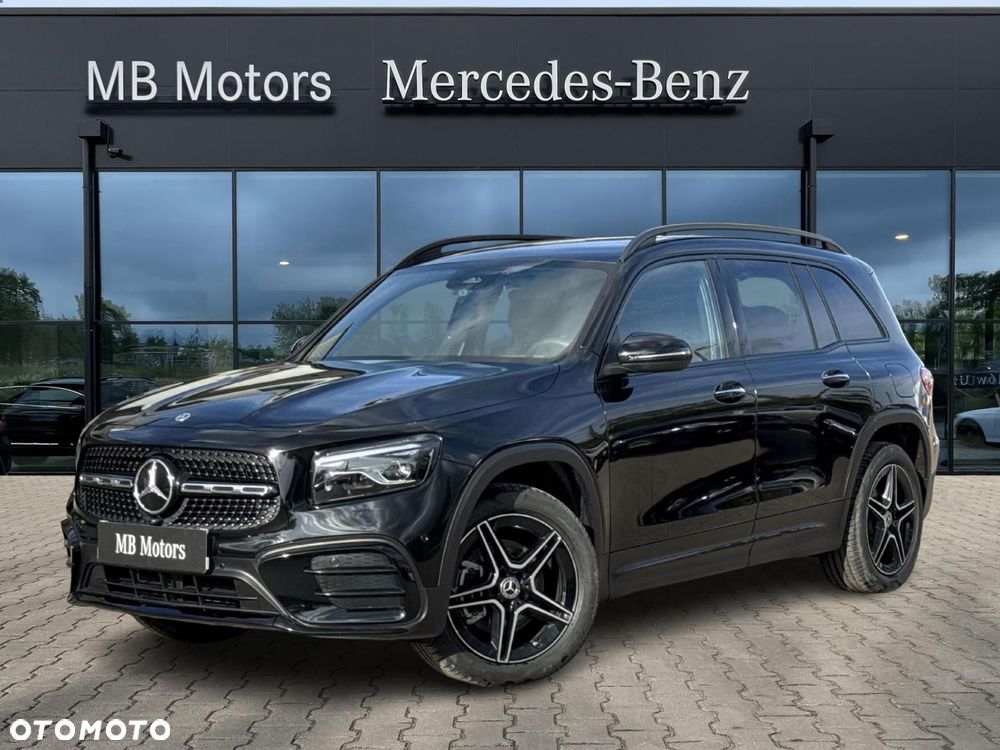 Mercedes-Benz GLB - 1