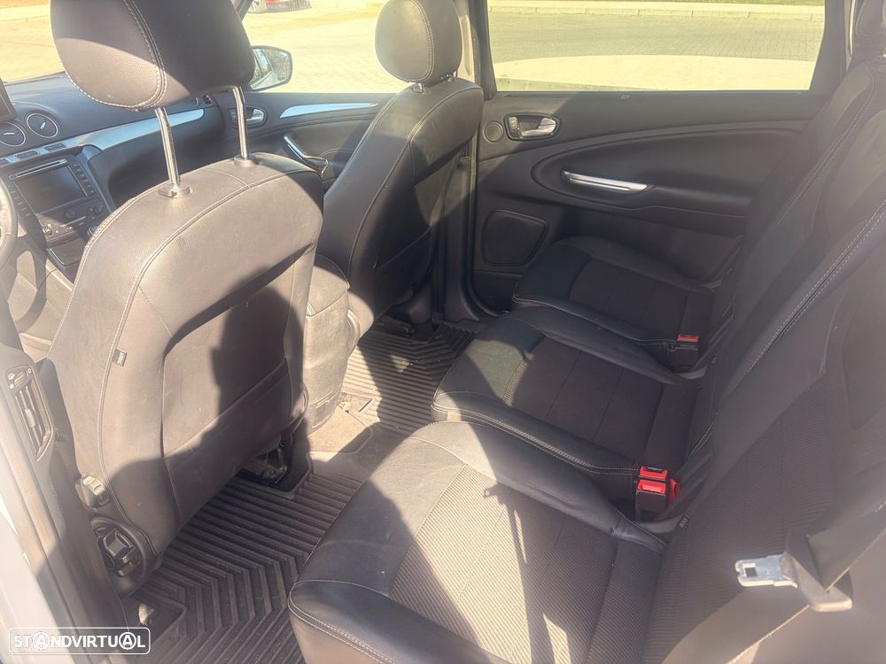 Ford S-Max 2.0 TDCi Titanium Busine.7L - 8