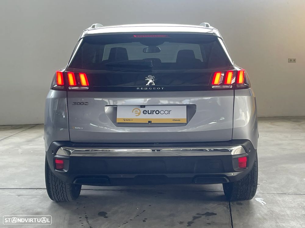 Peugeot 3008 BlueHDi 130 Stop & Start EAT8 Allure - 4
